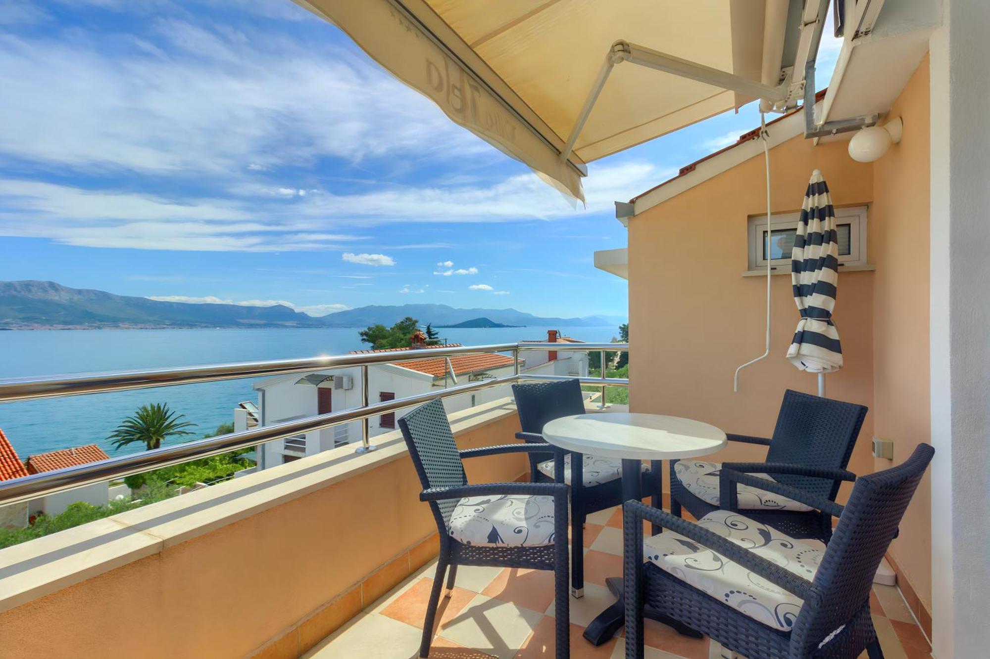 Villa Jela Trogir Exterior photo